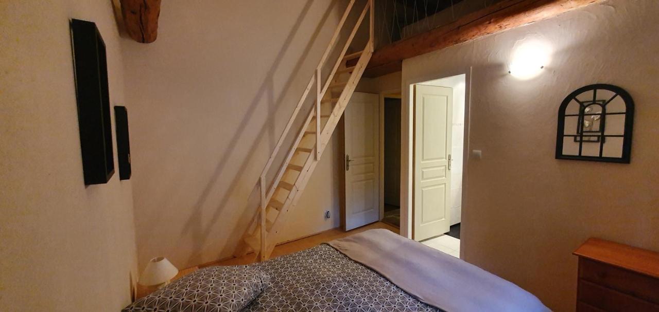 Aux Etoiles De Moranges Bed & Breakfast Saint-Germain-l'Herm Exterior photo